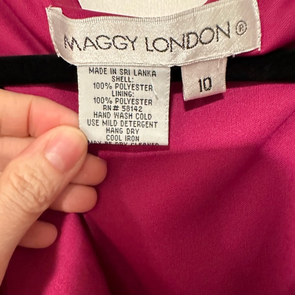 Maggy London Fuchsia dress - Picture 2 of 4